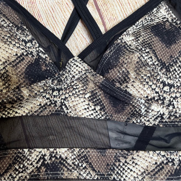 Bleu Rod Beattie Cross Back Python Print Mesh Inserts One Piece Swimsuit Size 4 - Picture 6 of 10